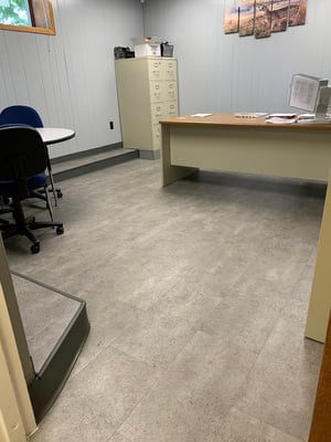 New vinyl plank floor